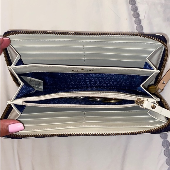 Navy and White Lemon Kate Spade Wallet - Picture 4 of 5